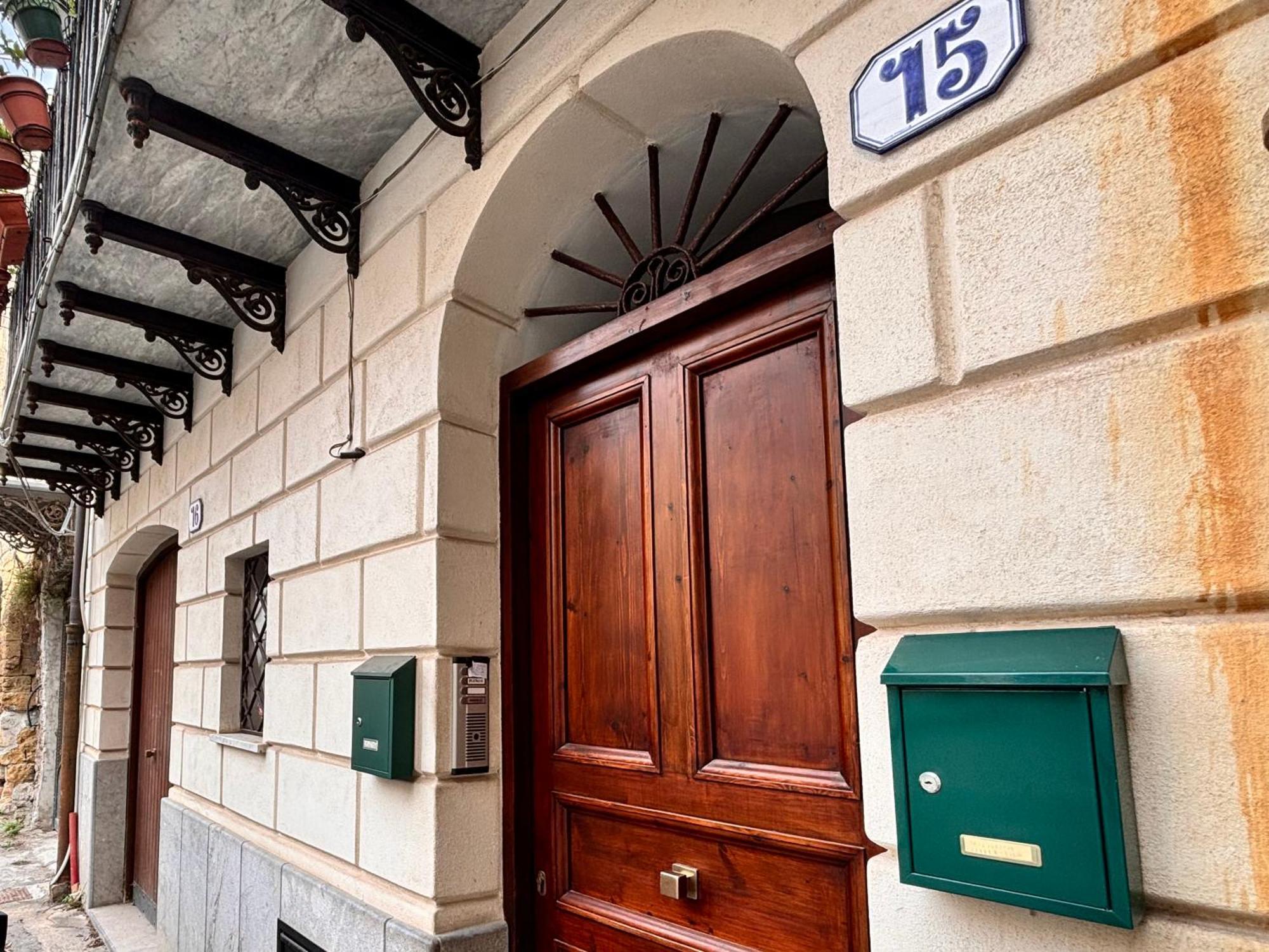 Casa Cassarelli In Centro Palermo Exterior foto